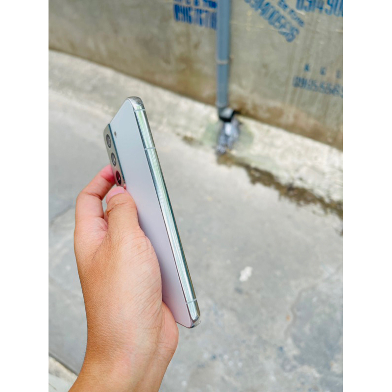 Điện thoại Samsung Galaxy S22 5G 256G Like New BH dài