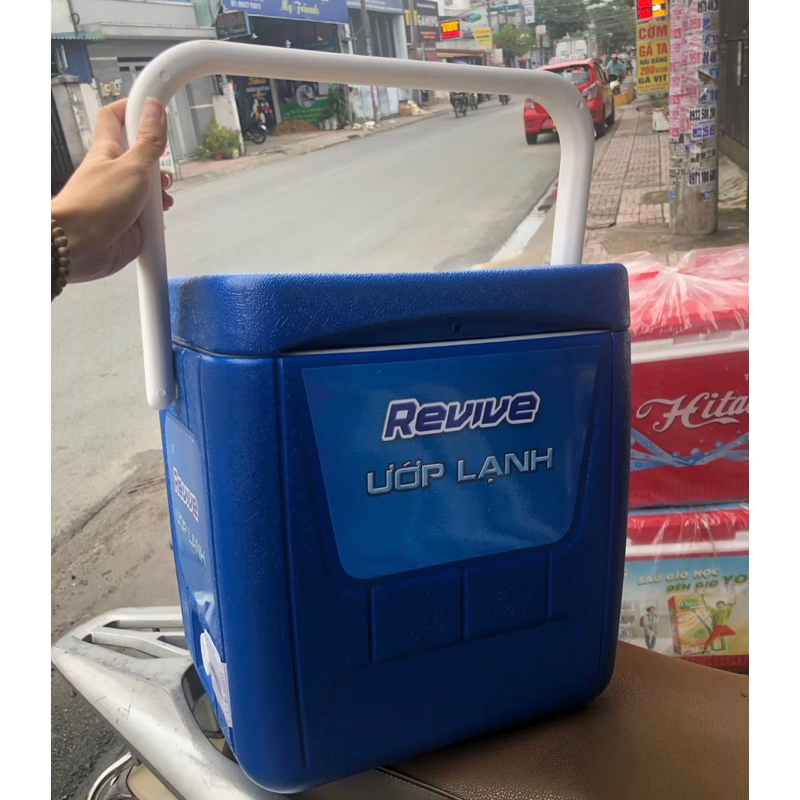 Thùng đá 16l8 hàng KM mẫu ngẫu nhiên