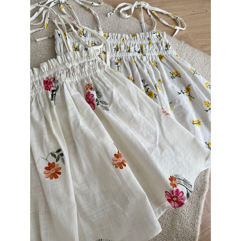 Áo hai dây babydoll hoa nhí thêu, áo babydoll hai dây buộc nơ vai from_girls - SM228