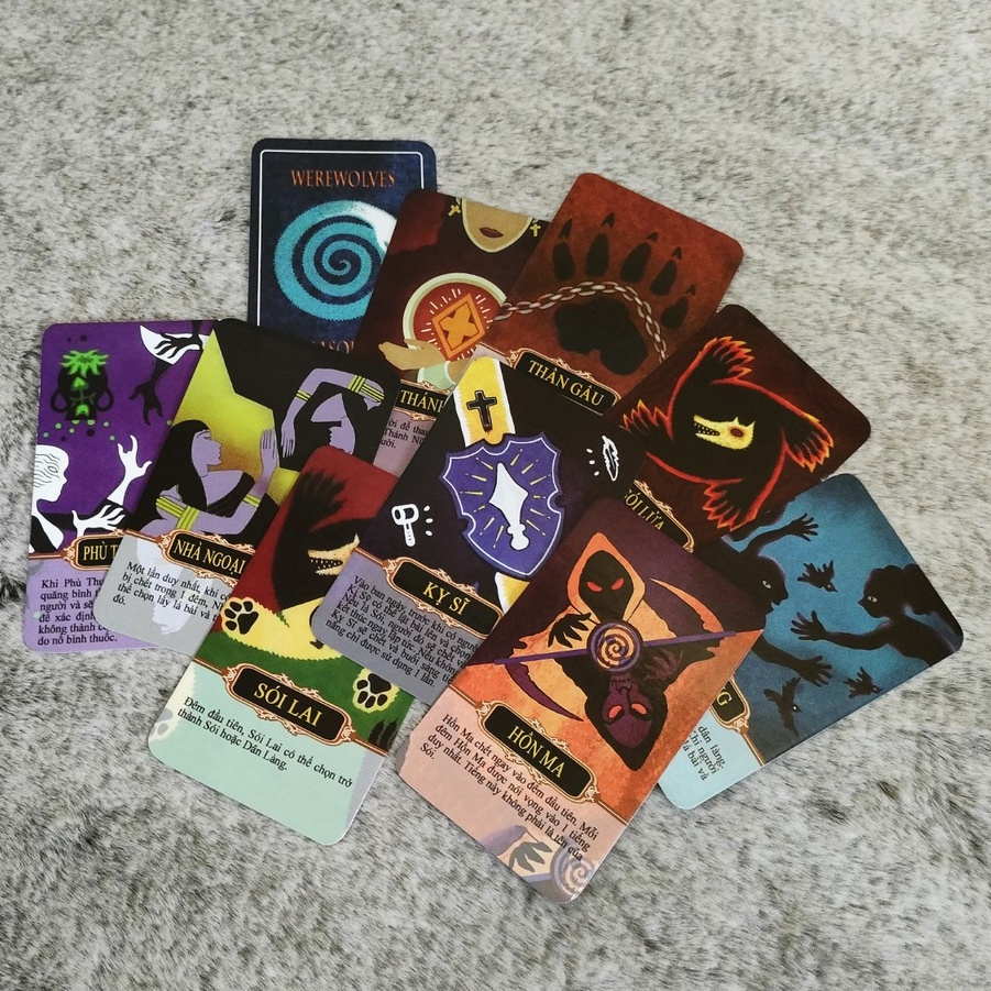 Bộ bài ma sói dành cho 7 đến 20 người chơi - Chất liệu cứng dày - gọn hàng, thích hợp mang theo bên mình