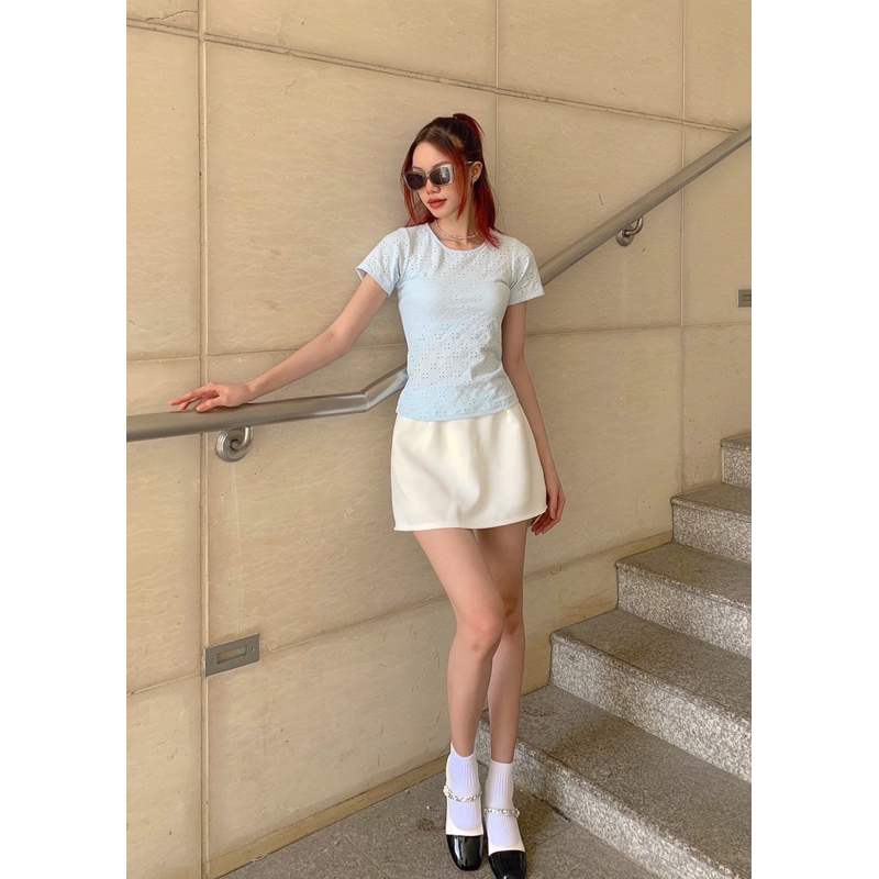 Áo thun ôm co giãn siêu tôn dáng by Xeci