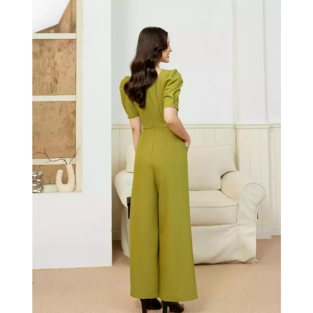 JUMP DÀI ỐNG SUÔNG CỔ VUÔNG NGỰC XẾP LY - YB230607