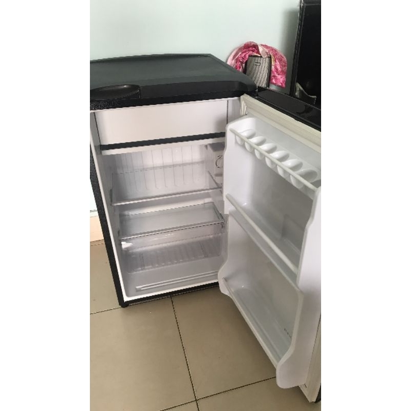 THANH LÝ TỦ AQUA 90L