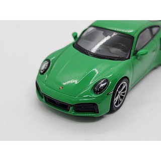 Xe Mô Hình Porsche 911 Turbo S Python Green LHD 1:64 ( Xanh Lá )