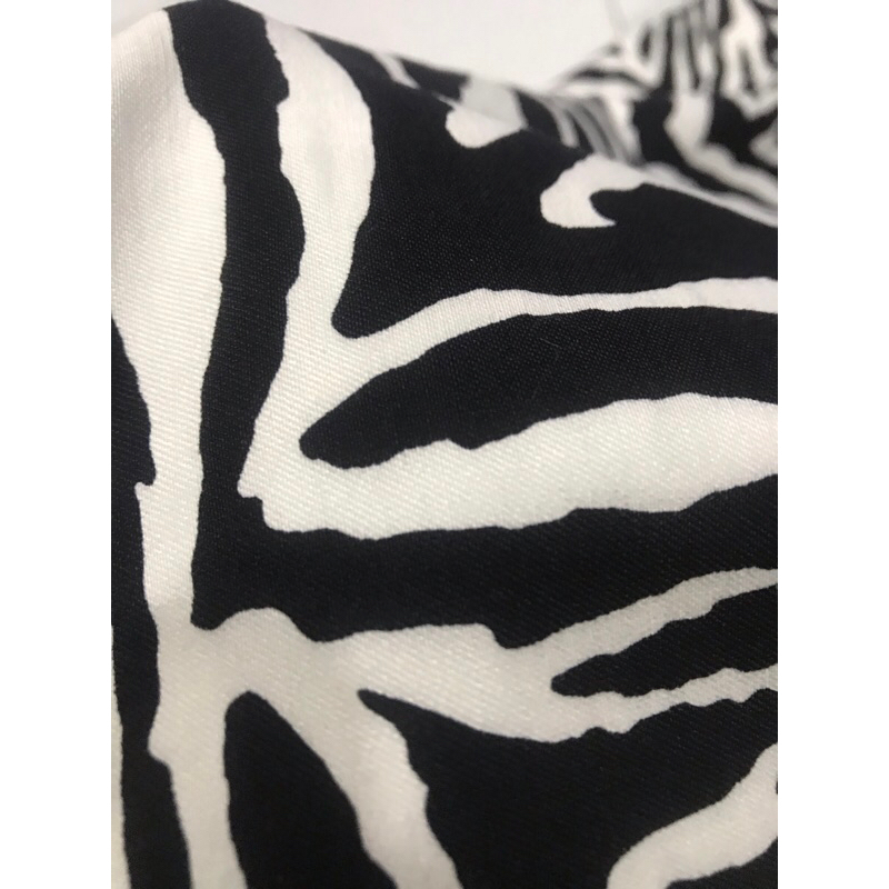 Vải kaki thun họa tiết trắng đen như hình co giãn 2 chiều may đầm váy, đầm body, vest thời trang