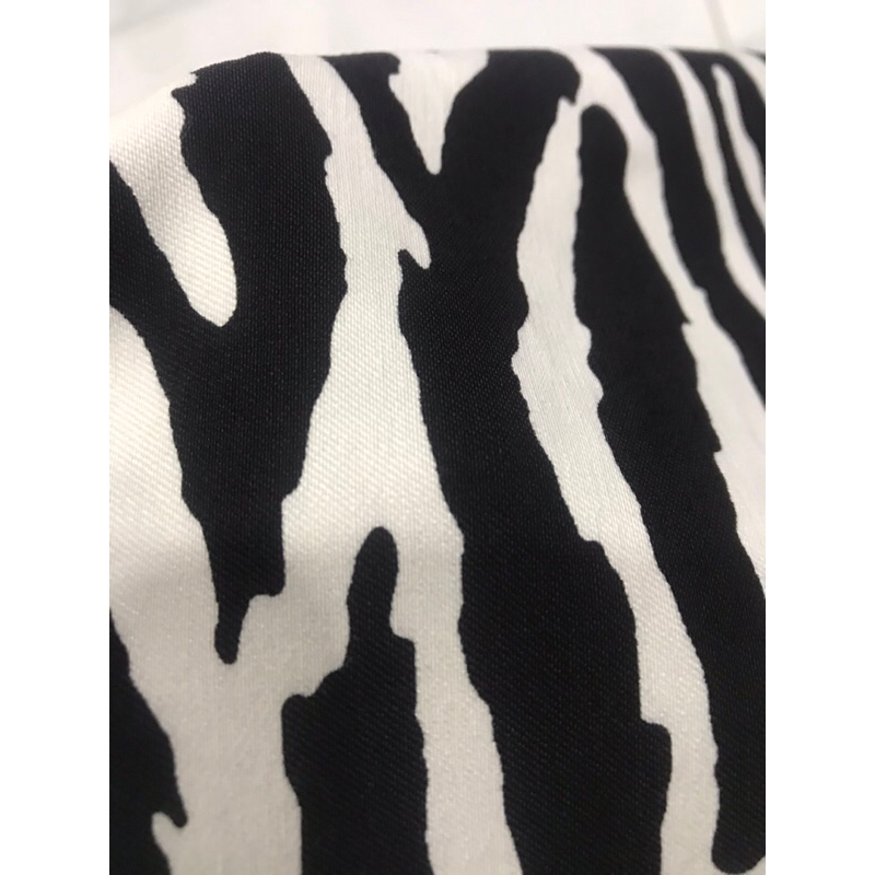 Vải kaki thun họa tiết trắng đen như hình co giãn 2 chiều may đầm váy, đầm body, vest thời trang