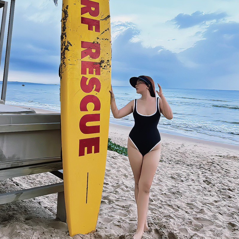 Bikini gân viền màu hot hit co giãn siêu tốt