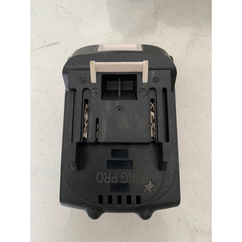 Vỏ pin makita 18v kèm mạch