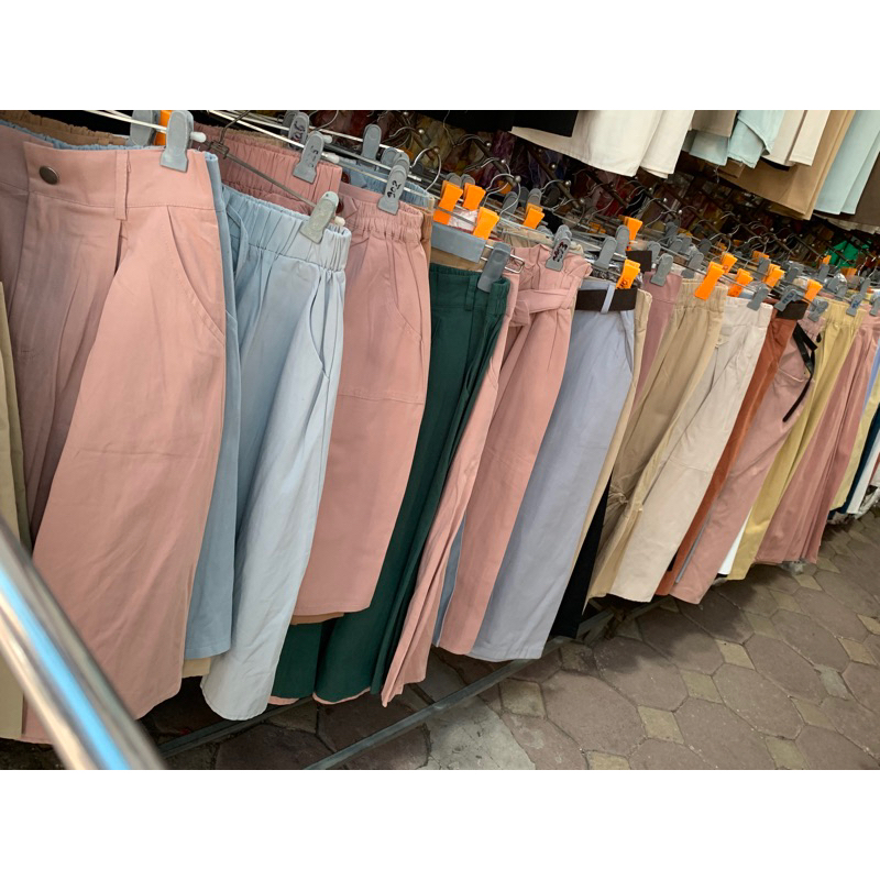 #910 Chân váy xoè thô hè cúc bấm dài qua gối Quảng Châu