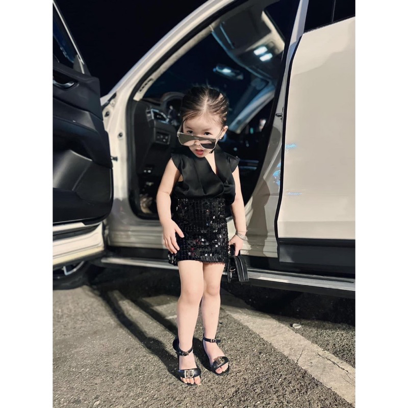 Váy bé gái,Set áo lụa V chân váy kim sa cho bé 8 đến 30kg V0142