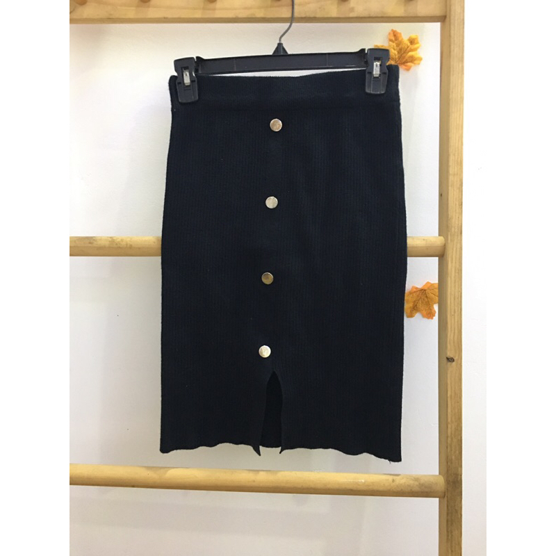 Chân váy len size S