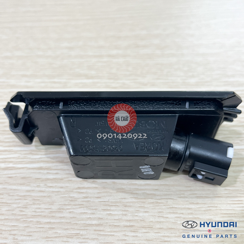 Đèn soi biển số HYUNDAI ELANTRA 2019-2022 / Nhập khẩu chính hãng HYUNDAI MOBIS Hàn Quốc