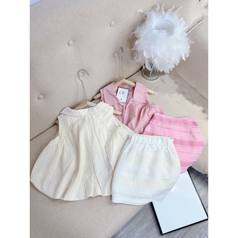 Set  áo phồng tiểu thư kèm chân váy sang chảnh bé gái