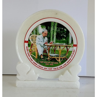 Ảnh Bác Hồ Ghế Mây 20cm