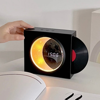 Loa bluetooth kiêm đồng hồ đèn ngủ mặt trăng cổ điển - Một chút xinh