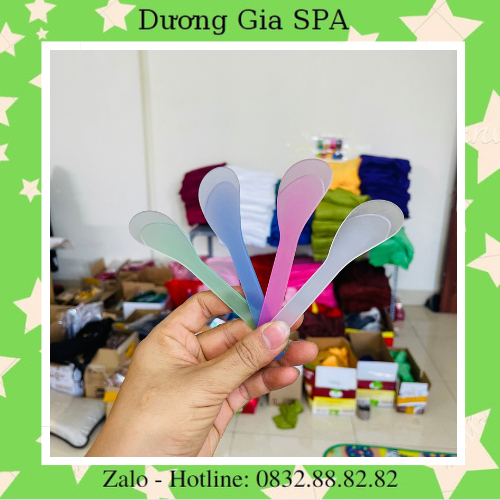 Thìa nhựa. thìa pha mặt nạ, dùng trong spa
