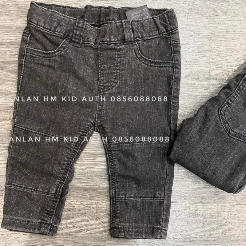 Pass áo sơ mi kèm nơ và quần bò HM auth cho bé trai size 9-12m