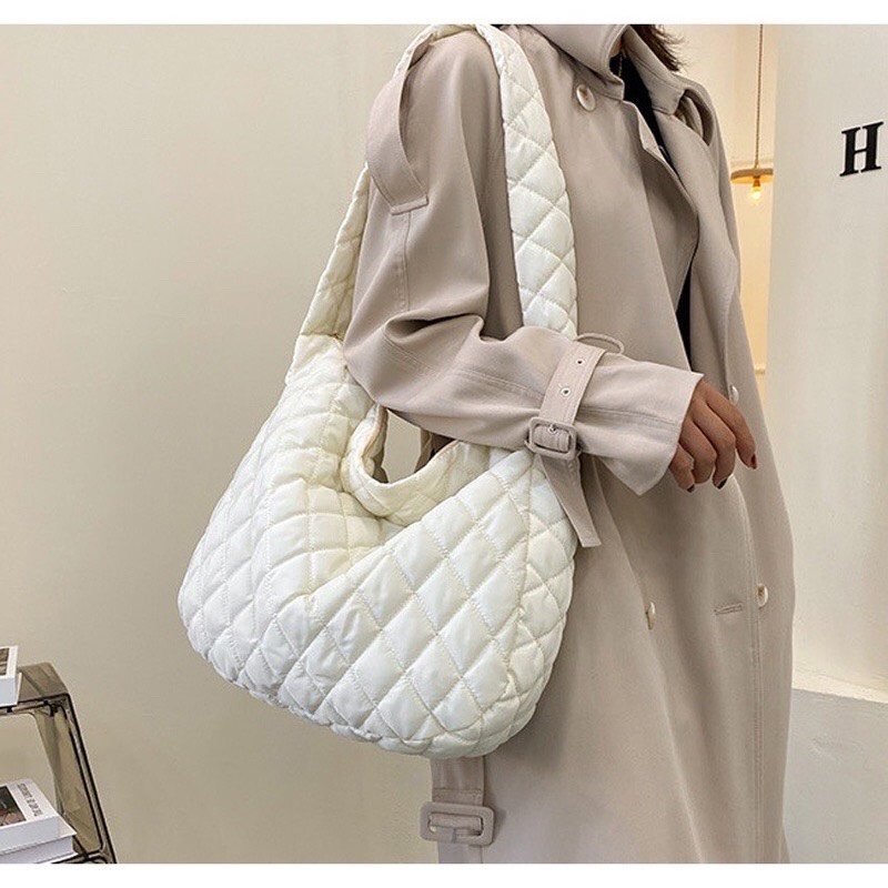Túi đeo chéo phao cỡ lớn vải cotton trần bông thời trang siêu hottrend