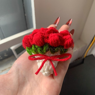 lót ly hoa tulip bằng len 🌷