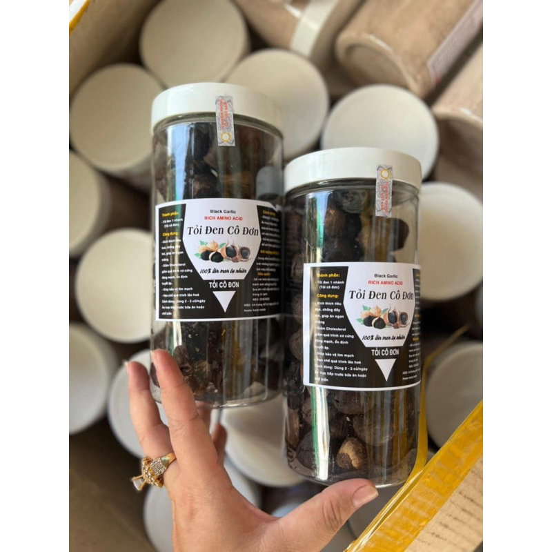 1Kg = 2 Hộp Tỏi đen cô đơnnhà làm cực ngon,không hăng,lên men tự nhiên