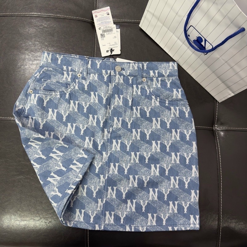 Chân váy MLB denim monogram chính hãng full tag