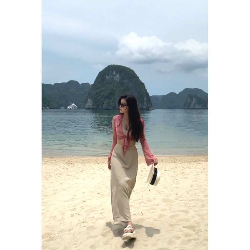 _D.CARTIED_Set 3 món áo ren tay lơi hồng + áo hai dây croptop + đầm dài màu be dịu dàng kết hợp be + hồng dịu dàng