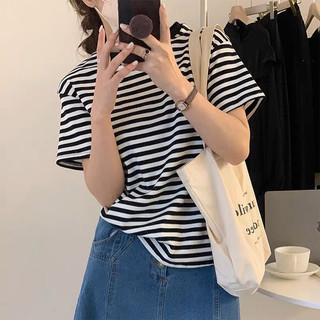 Áo thun sọc phom vừa
