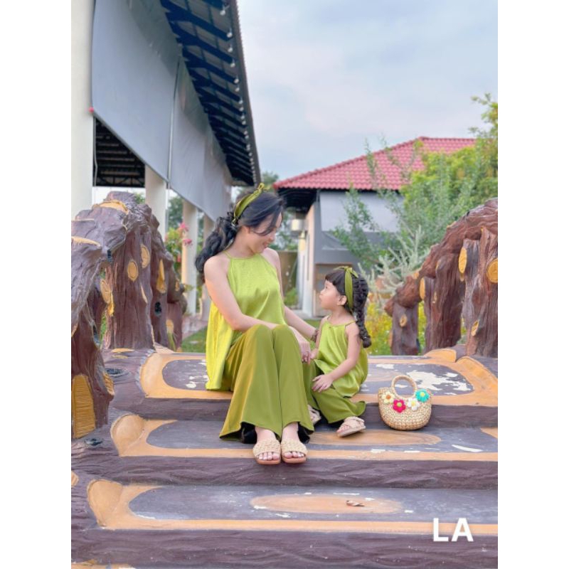 Set yếm gấm lụa mẹ bé siêu hot