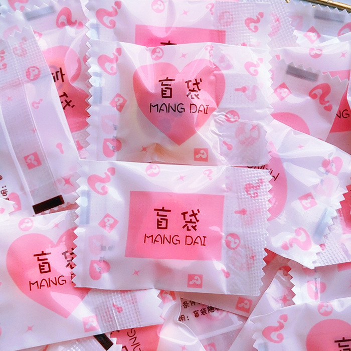 Blind box dễ thương, hộp mù bất ngờ hình cái kẹo, đồ chơi DIY trang trí