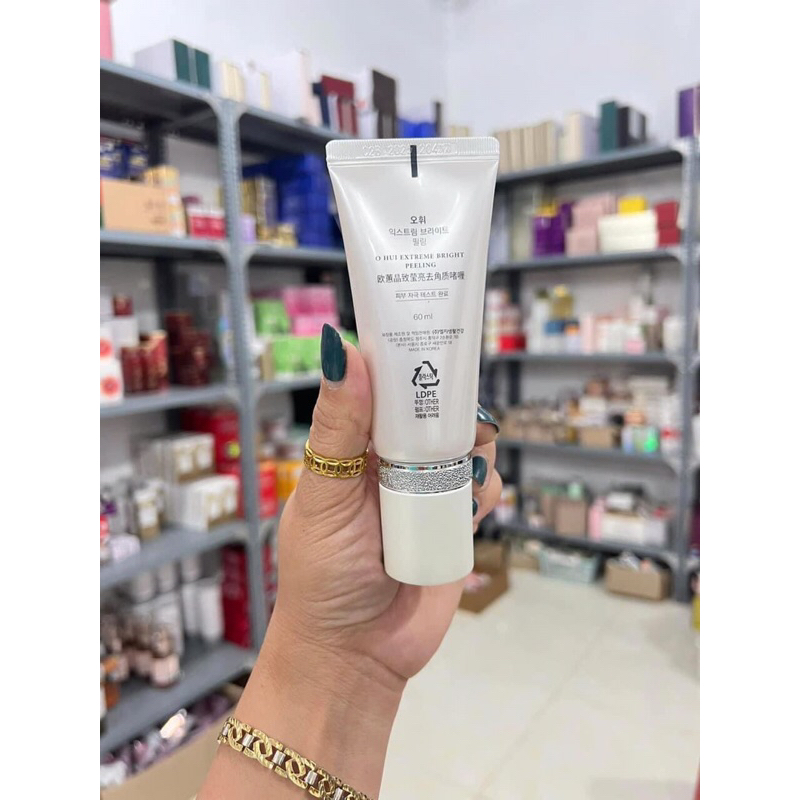 1 tuýp 60ml tẩy tế bào chết Ohui, tẩy da chết Ohui trắng da mờ nám sạch mịn tức thì