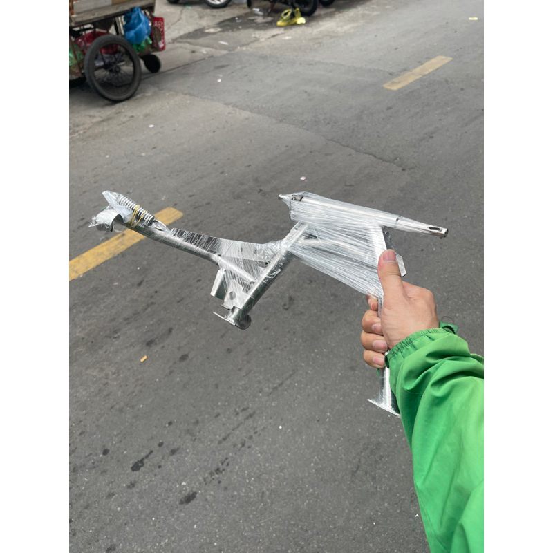 Chống đứng vario inox 304 ( có cốt )