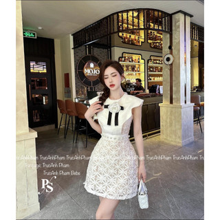 Váy ren phối tapta kèm hoa