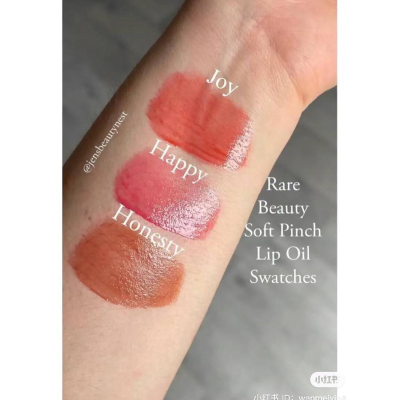 Son kem bóng Rare Beauty Soft Pinch Tinted Lip Oil 2023