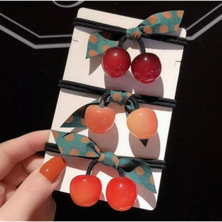 Cột tóc cherry phong cách Hàn Quốc
