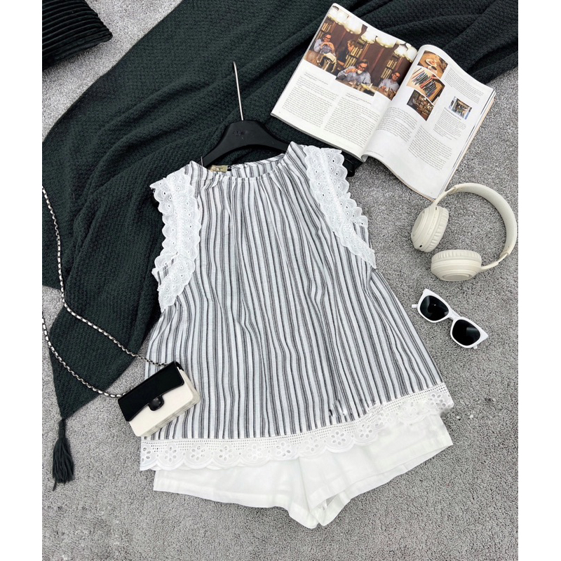 Set đồ nữ mùa hè, áo kẻ tay ren cánh tiên + quần chéo hàn cao cấp siêu mát Jullie.De' Clothing