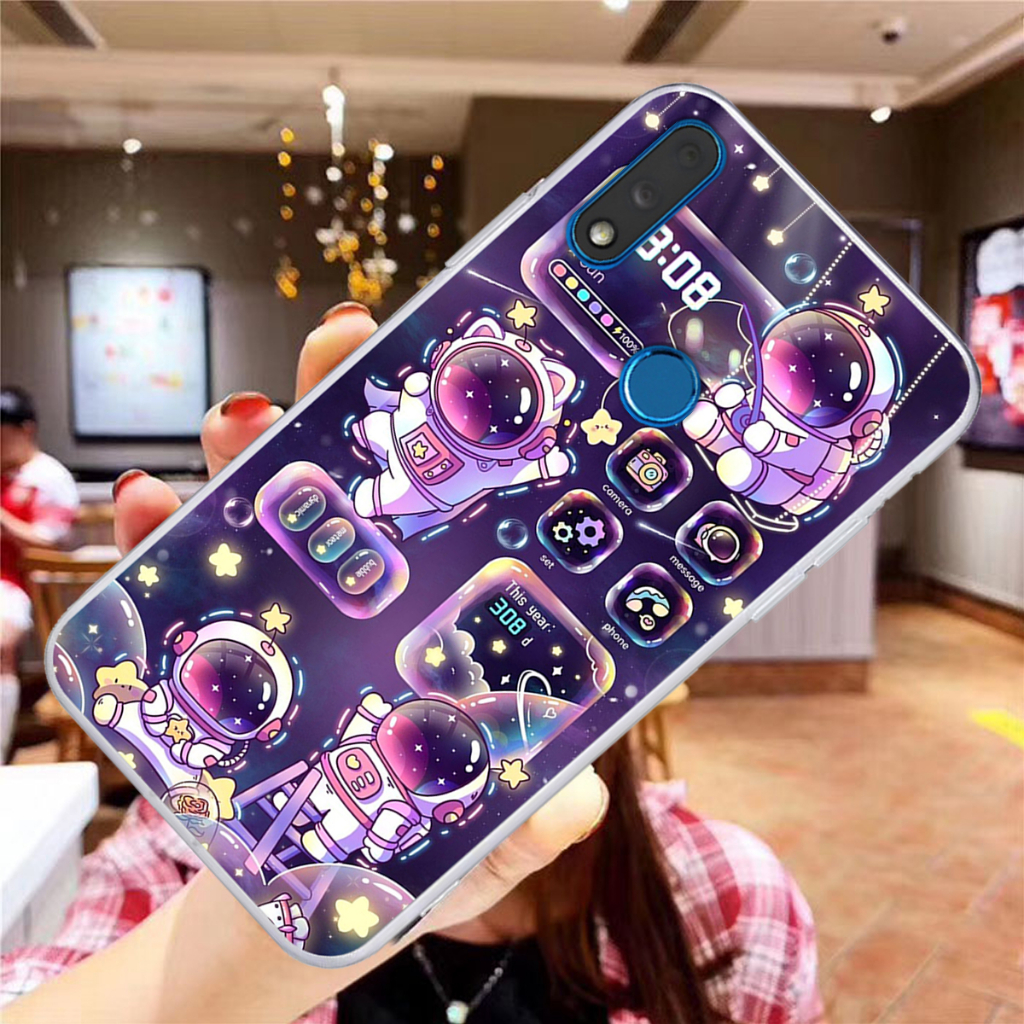 Ốp Vsmart Star 3 / Star 4 in hình họa tiết phi hành gia chibi 3d đẹp hot trend