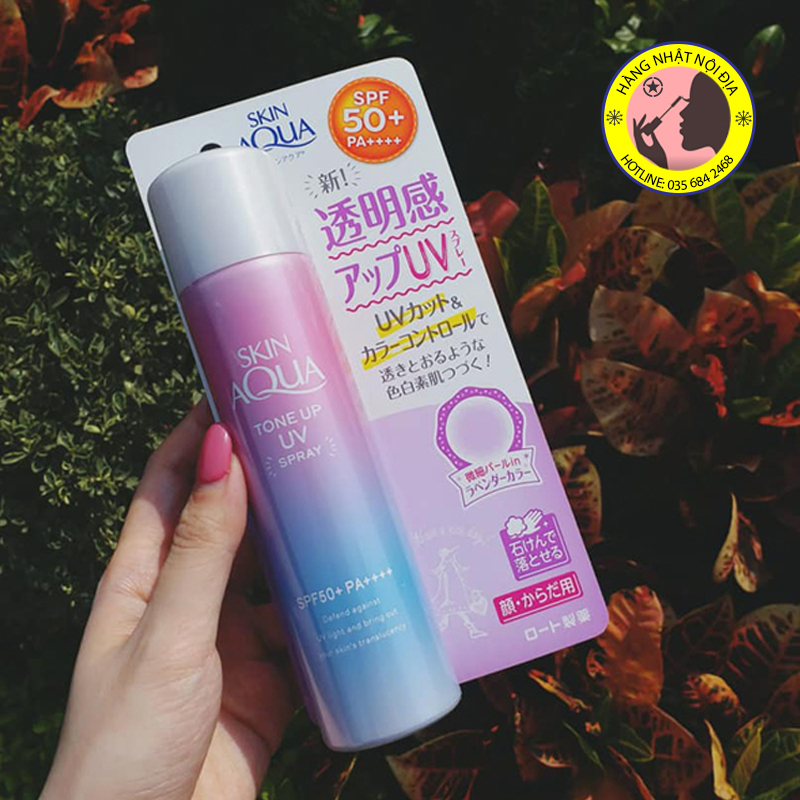 Xịt chống nắng Skin Aqua Tone Up UV Spray SPF 50+ Nhật Bản 70g