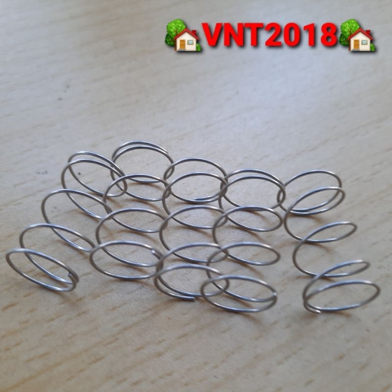 Lò xo nén inox phi 13.5mm sợi 0.6mm dài 24mm
