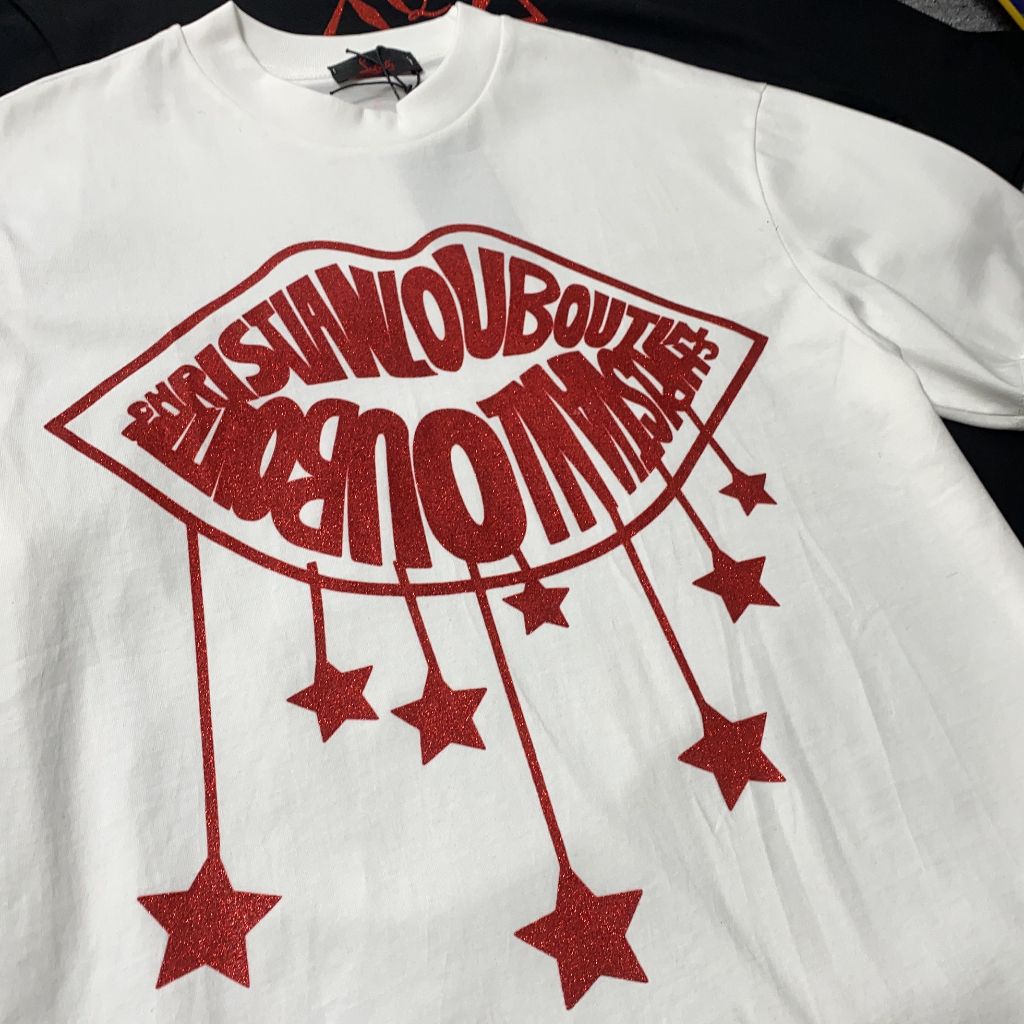 Áo phông Louboutin Hình Đôi Môi Kim Tuyến Tay Lỡ Form Rộng Chất Vải cotton 100% hot trend 2023 | BigBuy360 - bigbuy360.vn