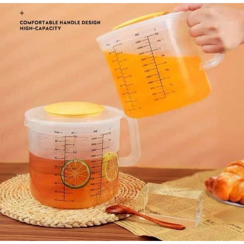 ￼Ca Nhựa Đánh Trứng, Kem Chesee Có Nắp 2.5 Lít ( Đánh Kem Mặn làm cà phê muối )