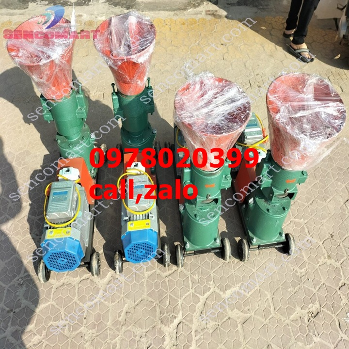 Máy ép cám viên sủ dụng điện gia đình 220v , công suất  3,5kw