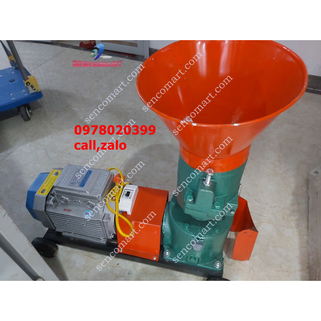 Máy ép cám viên sủ dụng điện gia đình 220v , công suất  3,5kw