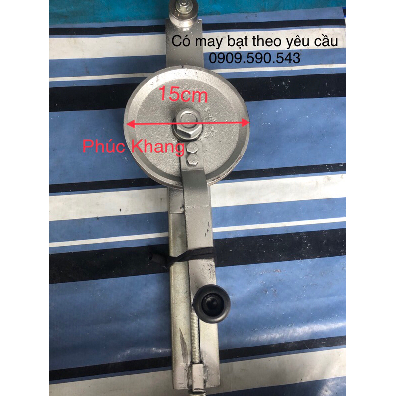 Tay quay mái bạt xếp puly 15cm có tăng cáp