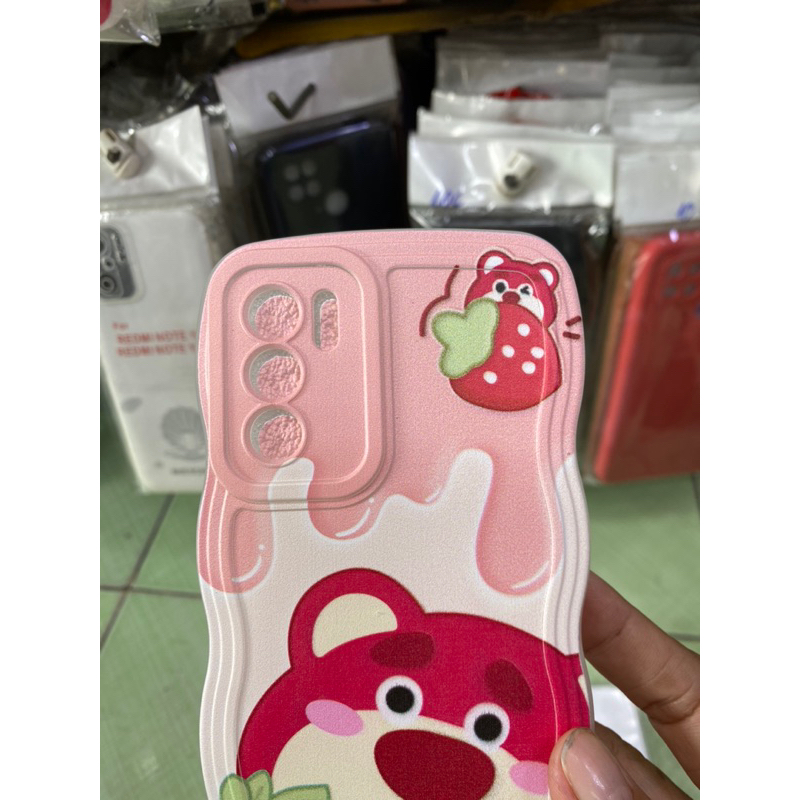 Ốp Oppo Reno6 5G gấu dâu dễ thương chống sốc bảo vệ camera .