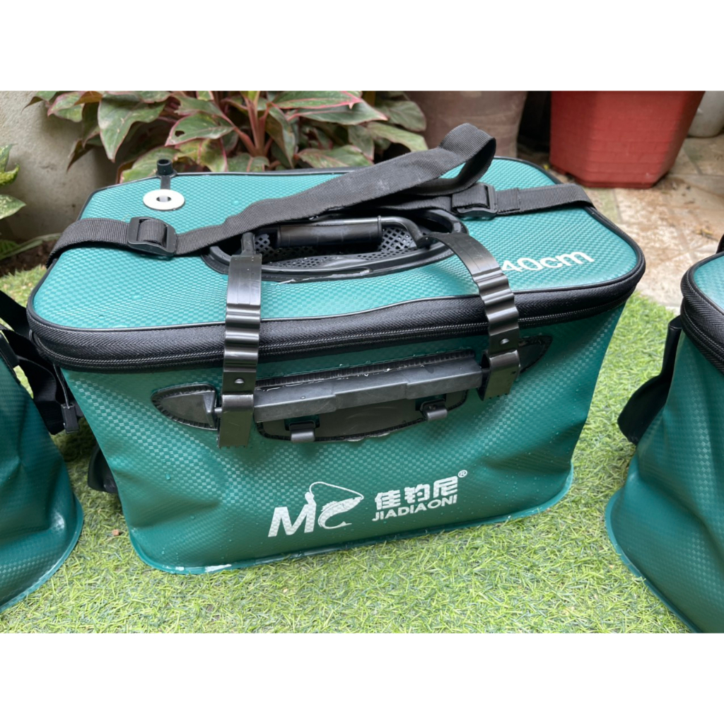 Thùng đựng cá cao cấp màu xanh chính hãng MC có từ 30cm /36cm/40cm/45cm/50cm/60cm