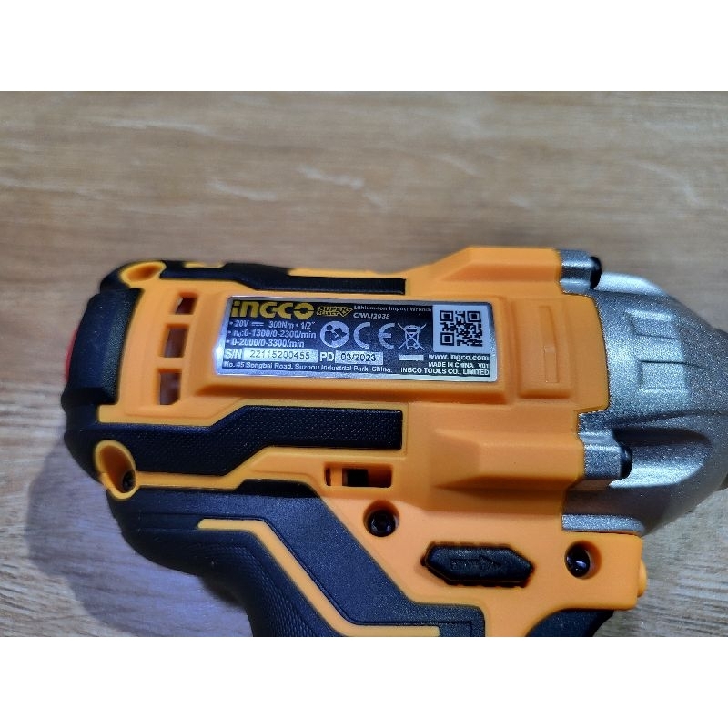 Máy xiết bulong 1/2 INGCO CIWLI2023 300Nm dùng pin 20V Share