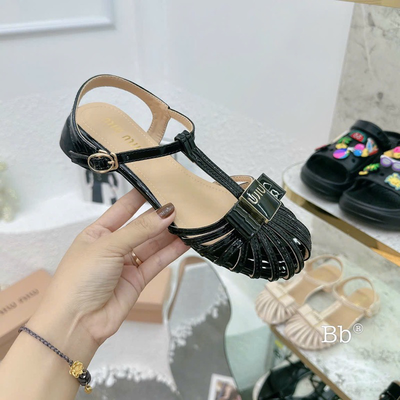 Dép lê quai hậu 2 màu