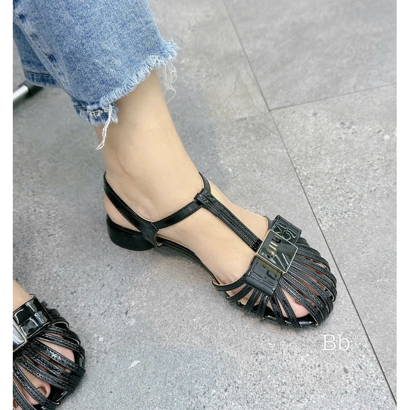 Dép lê quai hậu 2 màu