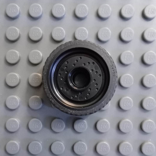 Đồ Chơi Chính Hãng Wheel 24 x 12 with Pin Hole with Molded Black Hard Rubber Tire Pattern