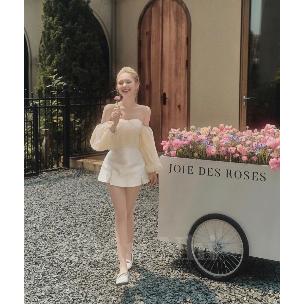 Set Áo Trễ Vai Tay Bồng Mix Chân Váy Chữ A Thiết Kế Tiểu Thư Cao Cấp Sang Chảnh